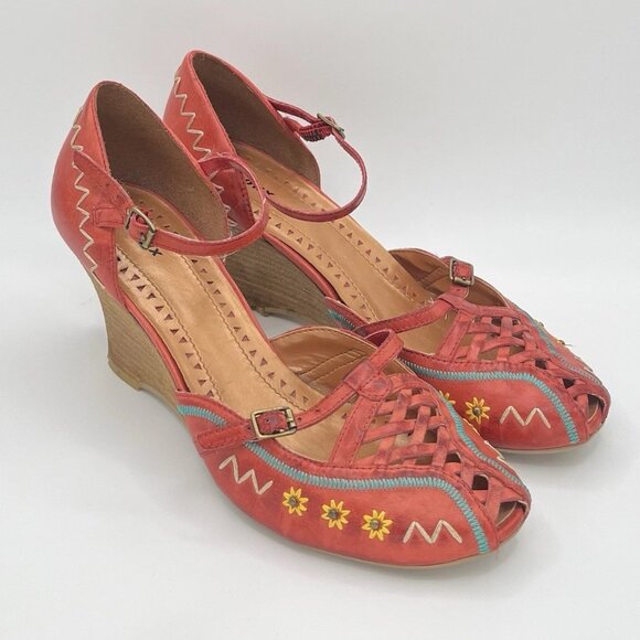 Bronx Women’s Red Leather Wedge Sandals Size 37 EU, US 6.5-7 Embroidered Brazil - Picture 1 of 13